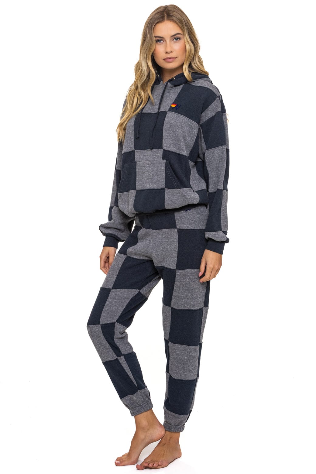 CHECK QUILT RELAXED PULLOVER HOODIE - HEATHER // CHARCOAL - Image 10