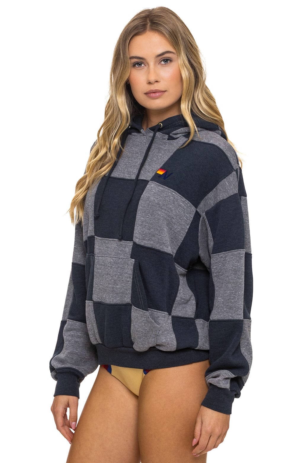 CHECK QUILT RELAXED PULLOVER HOODIE - HEATHER // CHARCOAL - Image 6