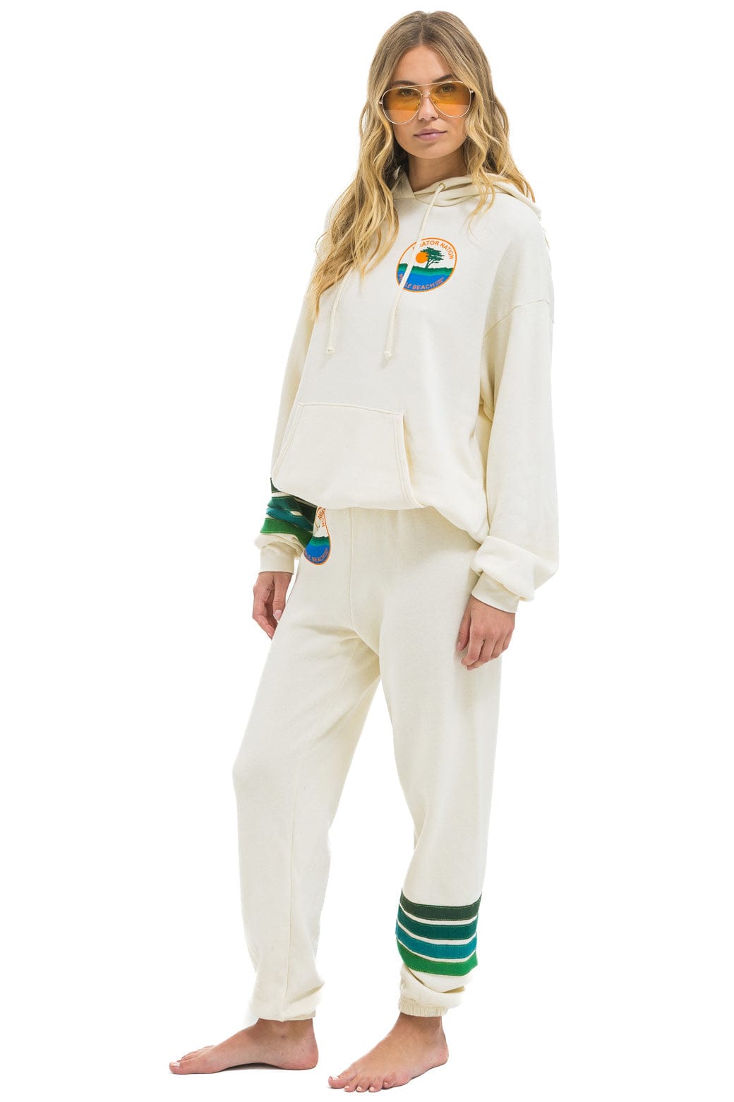 PEBBLE BEACH FOOD & WINE 2025 UNISEX SWEATPANTS - VINTAGE WHITE - Image 2
