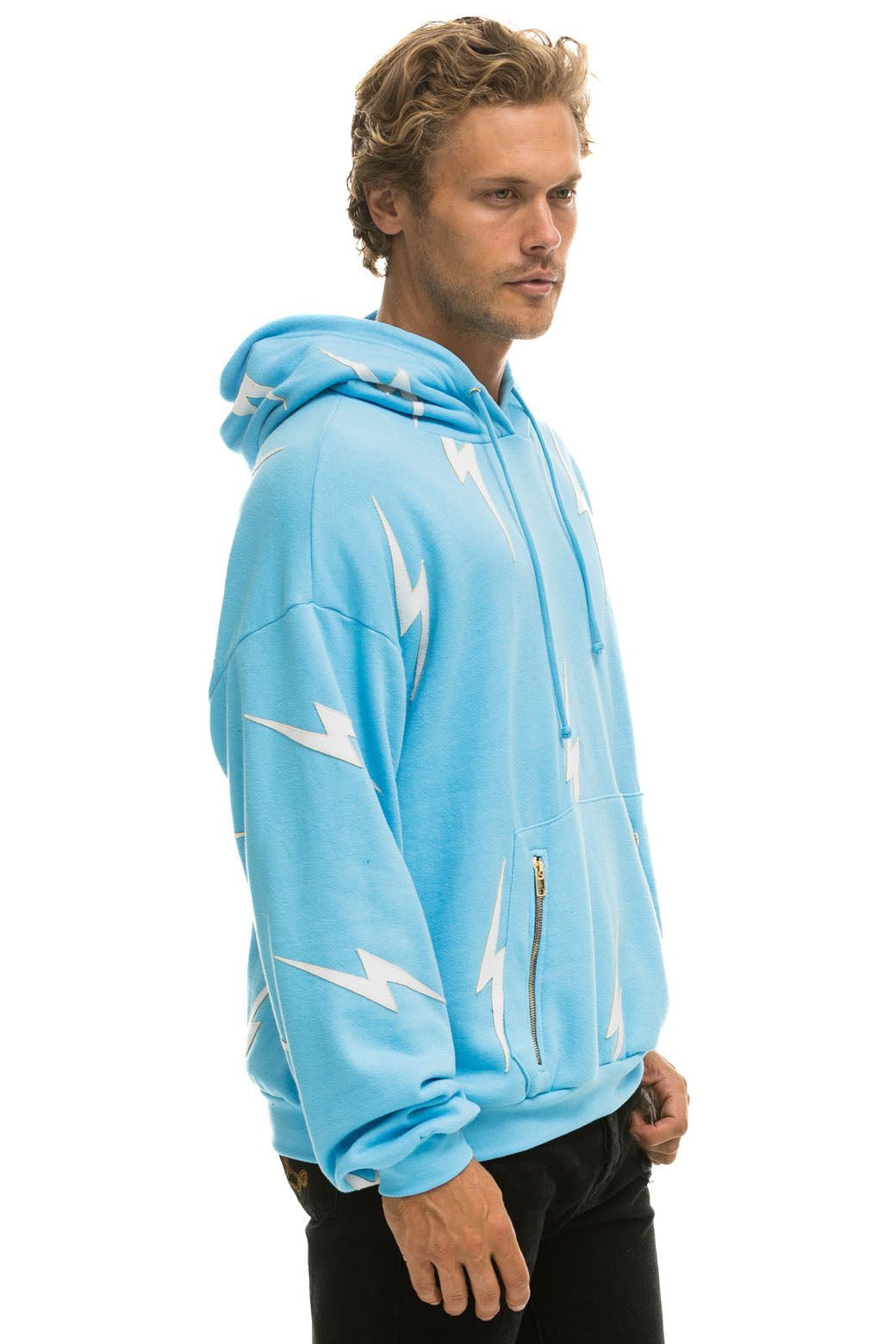 BOLT STITCH REPEAT RELAXED PULLOVER HOODIE WITH POCKET ZIPPERS - SKY // WHITE - Image 6