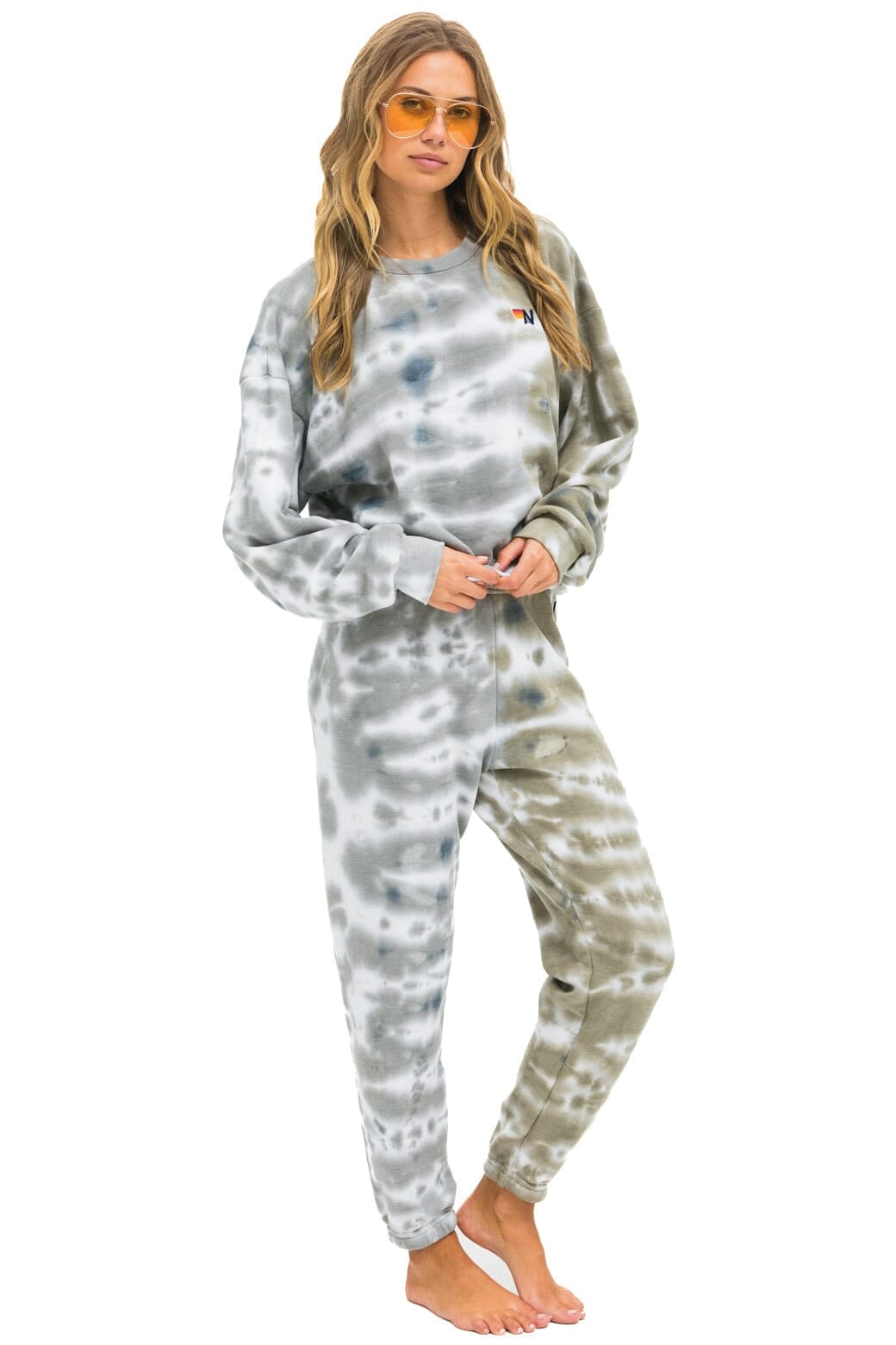 HAND DYED RELAXED CREW SWEATSHIRT - TIE DYE GREY // OLIVE - Image 10