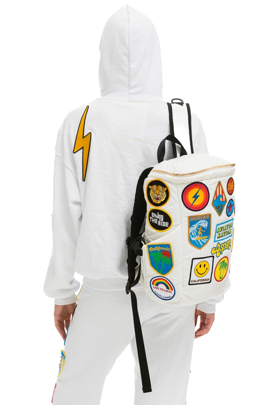 VINTAGE PATCH PUFFER BACKPACK - WHITE GLOSSY - Image 2